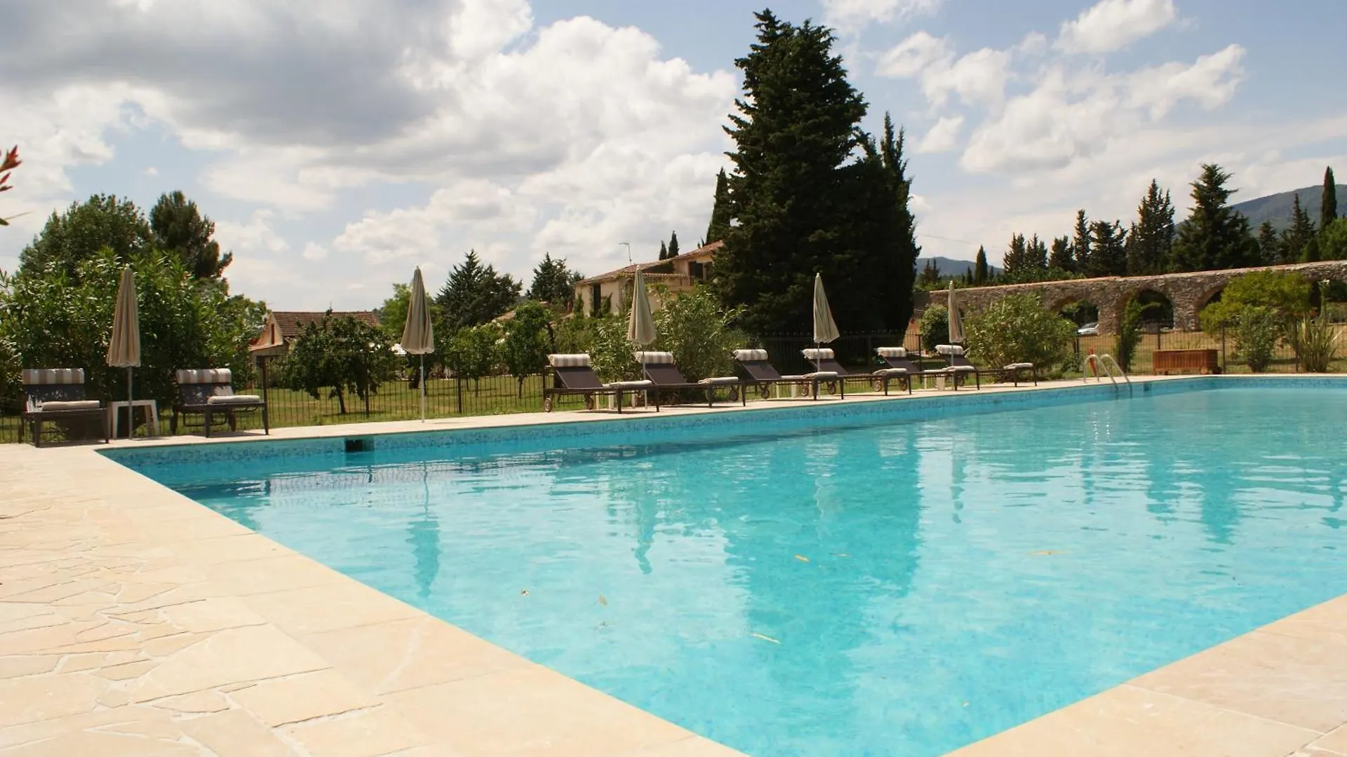 Hotel-Restaurant Le Moulin De La Camandoule Fayence Hotel